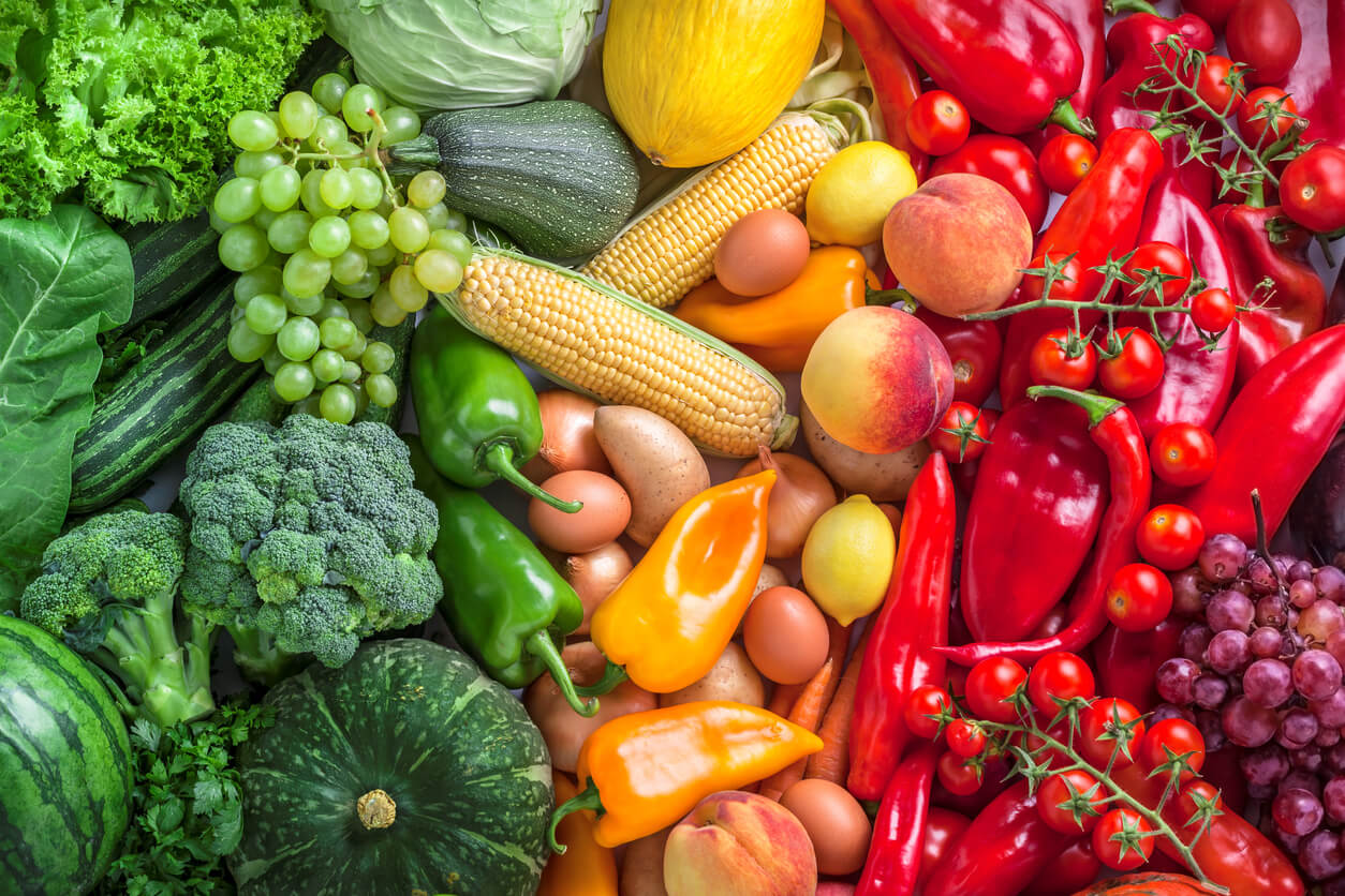 Rainbow vegetables and fruits